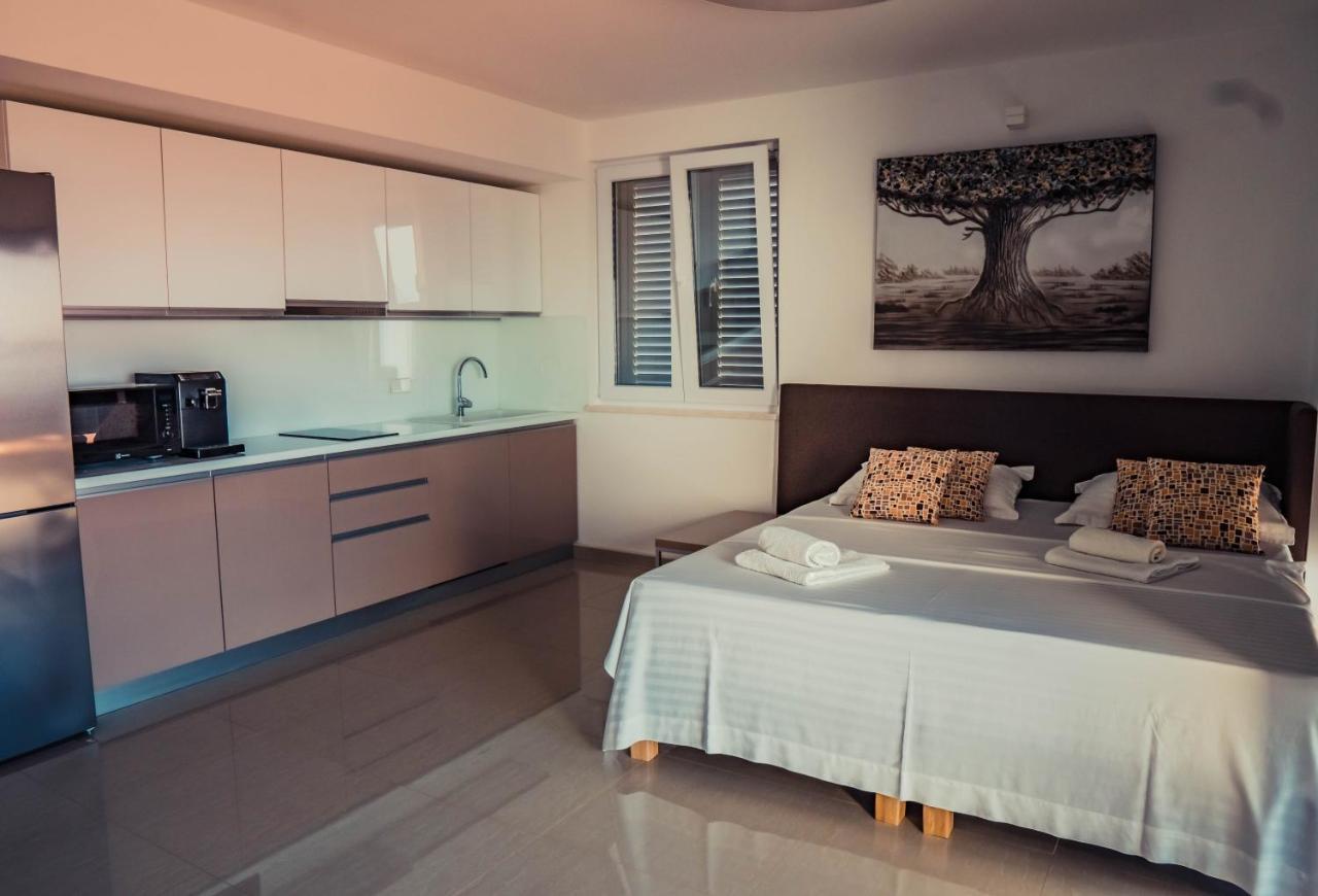 Luxury Apartments White Villa Violeta Mandre Eksteriør bilde